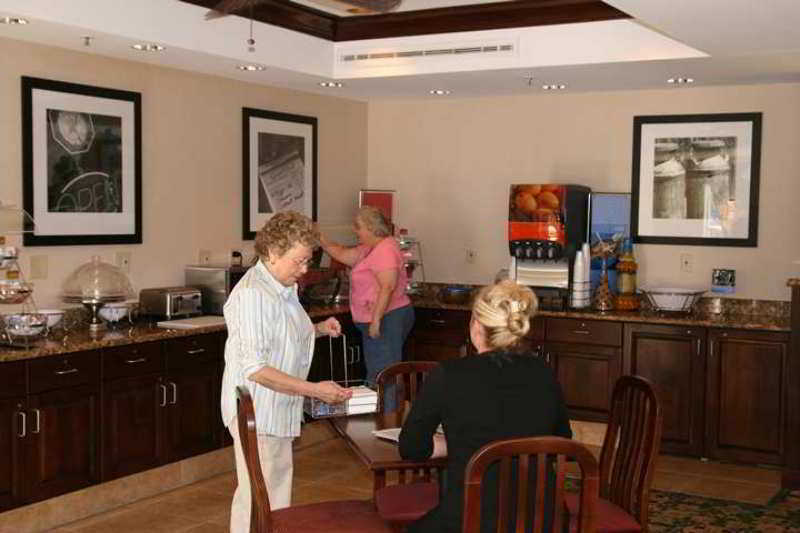 Hampton Inn Titusville/I-95 Kennedy Space Center Restoran gambar